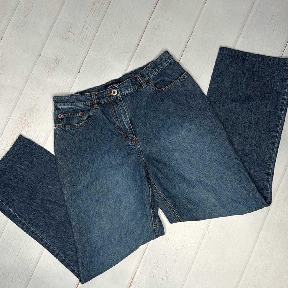 Ann Taylor Straight Leg Cropped Jeans - Size 6